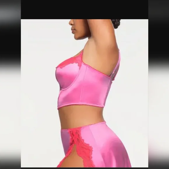 NWOT SKI.S STRETCH SATIN LACE CROPPED CORSET ,SZ:XS - Picture 3 of 5